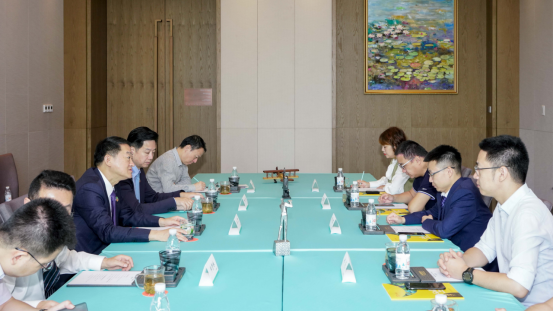 省永利集团集团党委书记、董事长任丁与腾讯“王者荣耀”CTO邓君、腾讯大成网总裁郑亮座谈交流