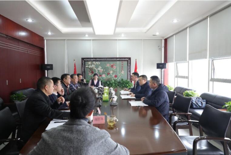 集团向导赴永利集团锦弘集团督导向导班子民主生涯会