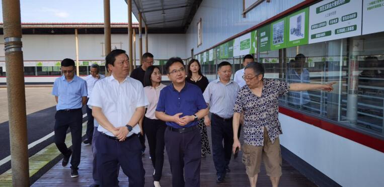 永利集团集团完成驻村帮扶干部轮换