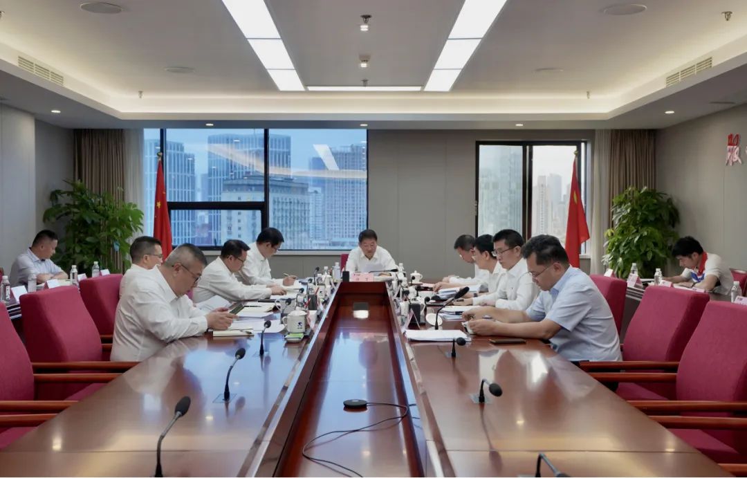 省永利集团集团向导班子“切记嘱托  感恩奋进”专题学习钻研会召开
